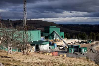 Image for Bosnian town seeks answers after hundreds test positive for lead in their blood