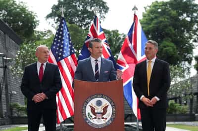 Image for AUKUS to develop unmanned undersea vehicles, Pentagon chief says