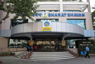 Image for Exclusive-India’s BPCL in talks with Rosneft to buy oil priced on Dubai benchmark -sources