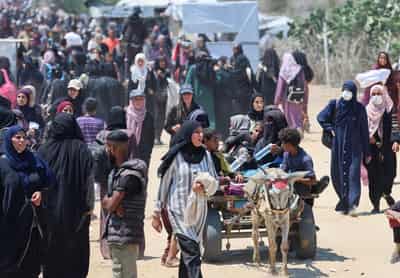 Image for Senior Hamas source says Gaza truce deal possible despite Israeli stalling