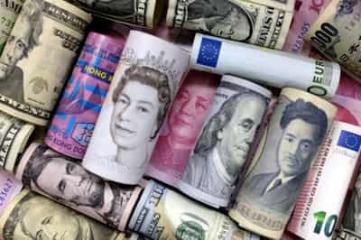 Image for Dollar rises as U.S. data shows inflation running hot
