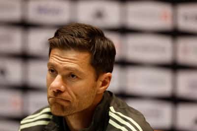Image for Soccer-Alonso leaves Real Madrid by mutual agreement after seven months