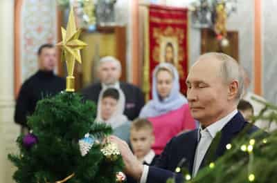 Image for Putin hails 'holy mission' of Russian troops at Orthodox Christmas service