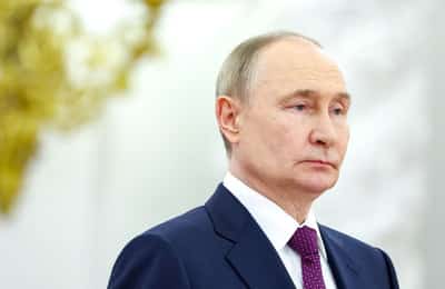 Image for Putin authorises creation of state messaging app to combat WhatsApp and Telegram