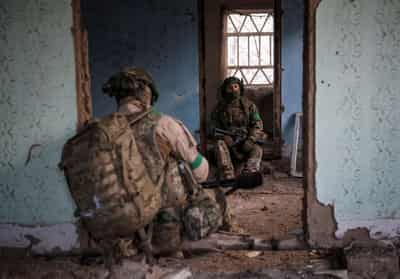 Image for A struggle to survive in Ukraine's east, with Russia at the gates
