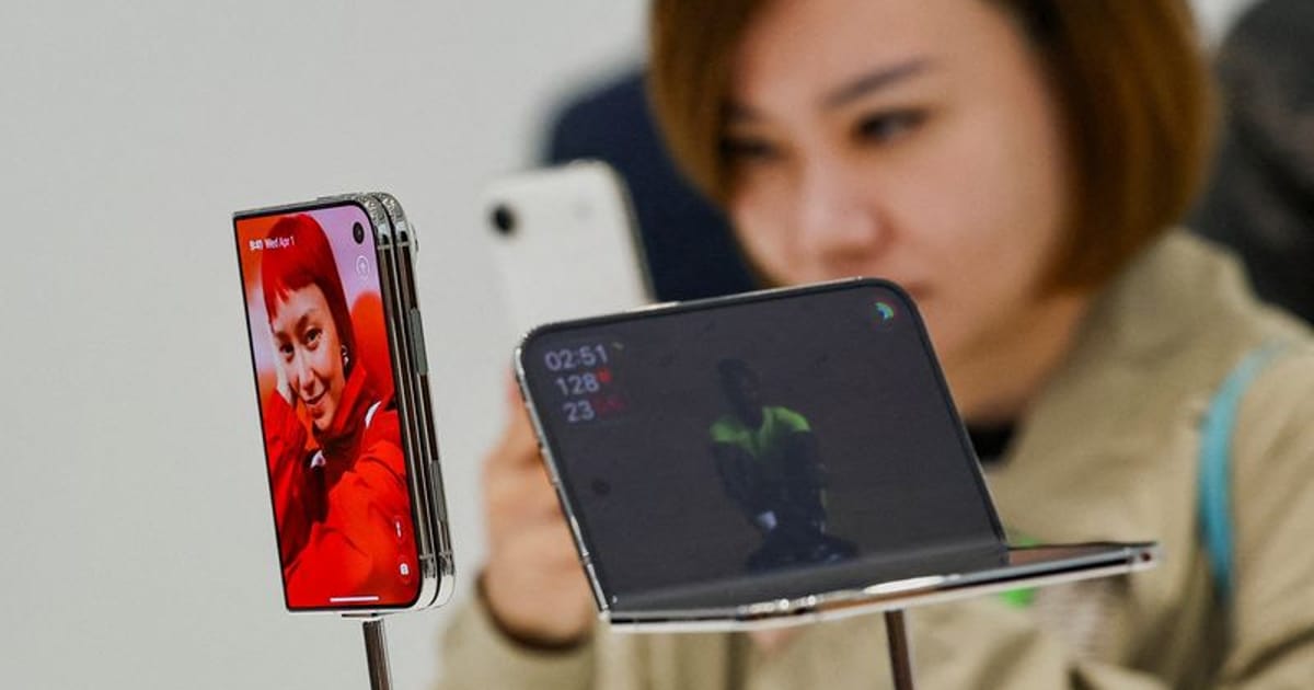 Apple's iPhone Duo Launch: Limited Store Availability on Friday