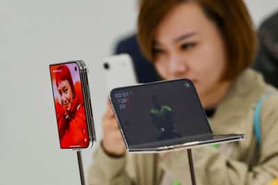 Image for Apple will have limited iPhone Duo units available in stores on Friday