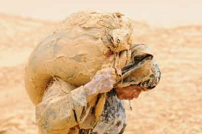 Image for US-China trade truce leaves military-use rare earth issue unresolved, sources say