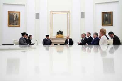 Image for Indonesia President Prabowo to visit Russia, meet Putin, minister says