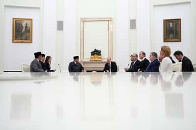 Image for Indonesia President Prabowo to visit Russia, meet Putin, minister says
