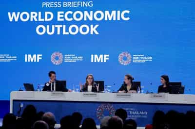 Image for IMF cites AI slowdown, spiking yields as looming global market risks