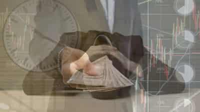 Image for 86% of London-based banking and finance employees affected mentally by lockdown