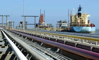 Image for Exclusive-Under U.S. sanctions, Iran and Venezuela strike oil export deal &#8211; sources