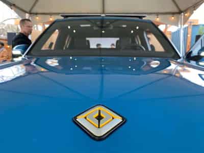 Image for Amazon-backed Rivian in talks with ministers over UK factory -Sky News