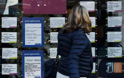 Image for UK employers plan 5% pay rises, many resort to counteroffers: CIPD