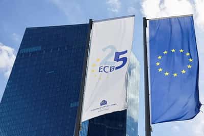 Image for ECB asks some lenders to monitor social media for early signs of bank runs -sources