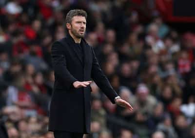 Image for Soccer-Carrick keeping feet on the ground as Man Utd visit leaders Arsenal