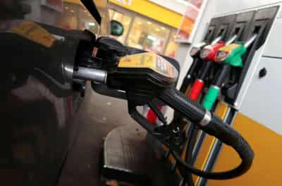 Image for Shell in Germany seeks to speed up drive to go green