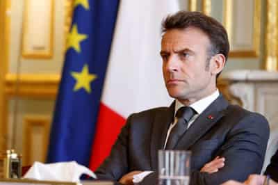 Image for France’s Macron promises government action plan in next 100 days
