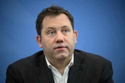Image for German Social Democrat paper adds to calls for social media curbs for children