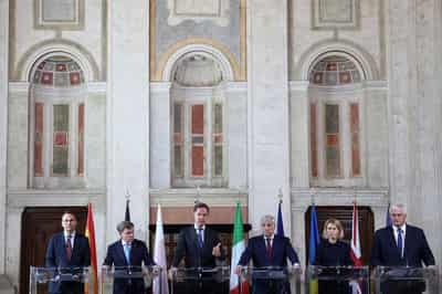 Image for European foreign ministers ready to toughen action against Russia