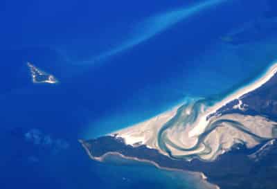 Image for Great Barrier Reef should be listed as &#8216;in danger&#8217;, UN committee recommends