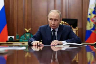 Image for Top officials have offered Putin ideas for economic growth after contraction, Kremlin says