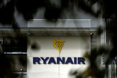 Image for Austrian supreme court rules against Ryanair add-on fees