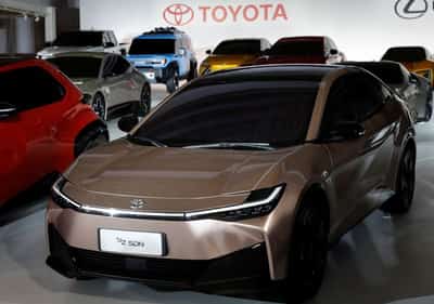 Image for Toyota, Honda brace for profit falls as US tariffs, strong yen weigh