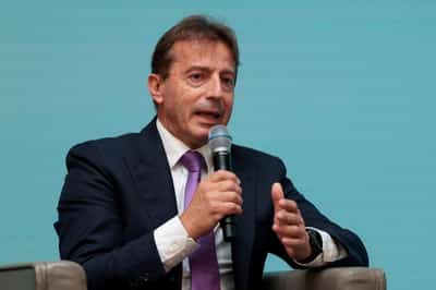 Image for Airbus sees no sign of jet order cancellations despite fuel pressures, CEO says