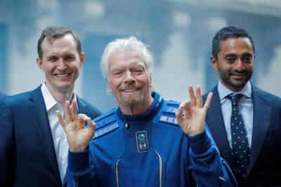 Image for Virgin Galactic moves one step closer to commercial space flights