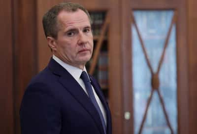 Image for Kremlin reshuffles governors in two regions bordering Ukraine