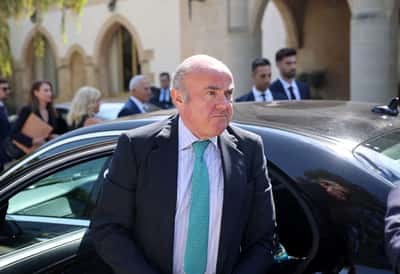 Image for Spain should get new seat on ECB board, outgoing VP says