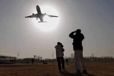 Image for Key Asian fuel exporters boost jet fuel sales to Europe in July, sources say