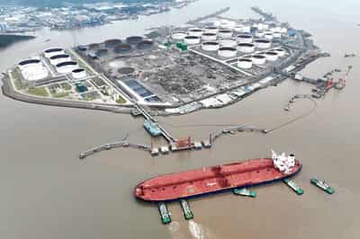 Image for Northeast Asia sends the most jet fuel to Europe in nearly a year in June