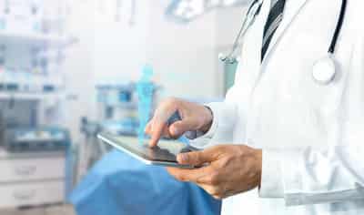 Image for Reducing the security risks of mobile technology to improve patient care
