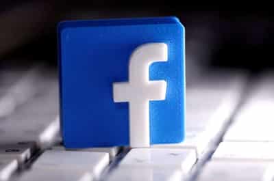 Image for Exclusive: Facebook selects local journalists paid in $5 million newsletter recruitment push