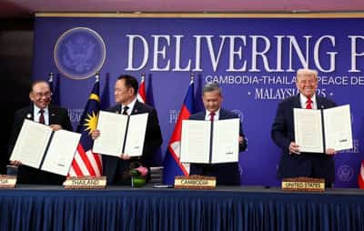 Image for Trump oversees truce signing and trade deal flurry on first Asian stop