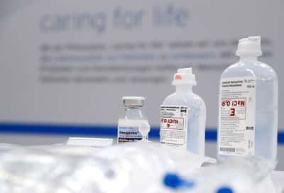Image for Dialysis firm FMC's shares slide despite earnings beat as US volumes disappoint again