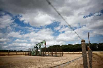 Image for Oil prices hit multi-week highs amid US-China trade talks