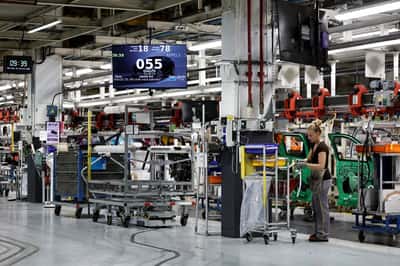 Image for French services sector returned to growth for first time since December, PMI shows
