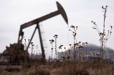 Image for Oil prices rise 1% ahead of US-Iran nuclear talks