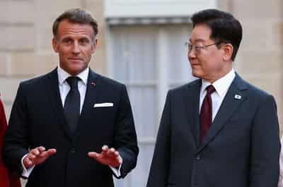 Image for South Korea says Hormuz talks with France concern contribution options, not troop deployment