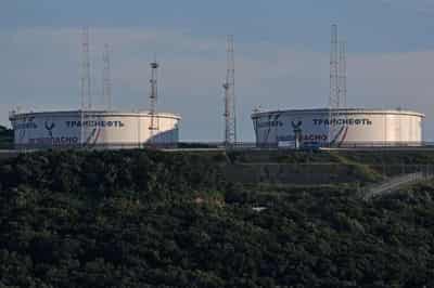Image for Oil drops for fourth day on China demand concerns