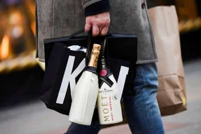 Image for German government sees inflation falling to 2% this year, says source