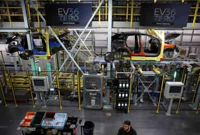 Image for UK half-year vehicle production down 7.5%, industry sees signs of optimism