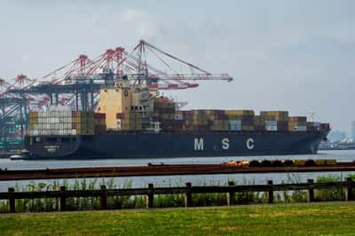 Image for USTR welcomes EU progress on trade deal, says Brussels must also address non-tariff barriers