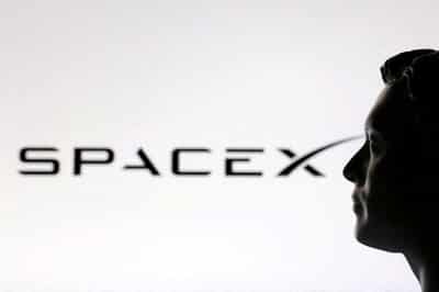 Image for Analysis-SpaceX debut draws a crowd, but few recent hot IPOs outpace the market