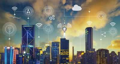 Image for Financial services firms and innovation : How thinking small can pay off