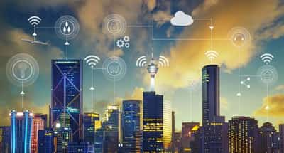 Image for Financial services firms and innovation : How thinking small can pay off